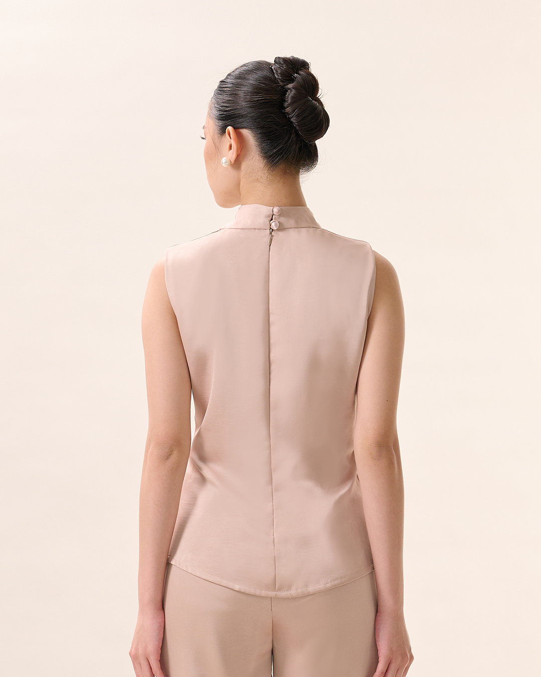 Front Twist Top - Image 4
